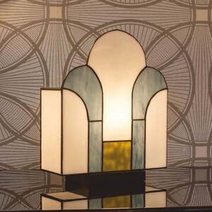 Casa Padrino Art Deco Tiffany Tischleuchte Wei� / Blau-Grau / Gr�n / Schwarz H. 28,5 cm