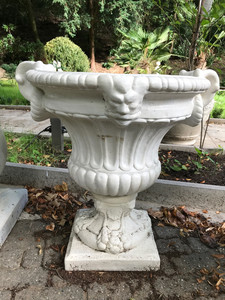 Casa Padrino Barock Blumentopf  73 x H. 70 cm Wei - Runder Prunkvoller Pflanzentopf im Barockstil - Blumenkbel - Pflanzkbel