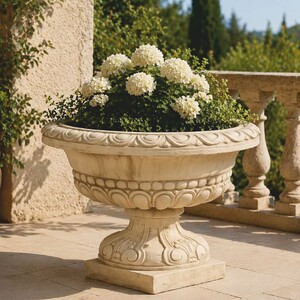 Casa Padrino Barock Blumentopf Beige  70 x H. 50 cm - Barock Garten Deko
