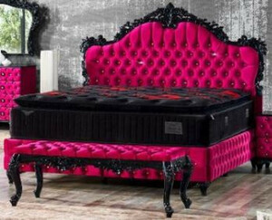 Casa Padrino Barock Doppelbett Pink / Schwarz - Prunkvolles Samt Bett mit Glitzersteinen und Matratze - Schlafzimmer Möbel im Barockstil