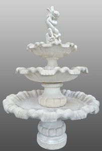 Casa Padrino Barock Gartenbrunnen Junge mit Fisch Wei�  130 x H. 186 cm - 3 Stufiger Springbrunnen - Gartenbrunnen