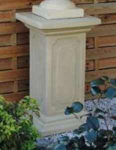 Casa Padrino Barock S�ule Grau 39 x 39 x H. 69 cm - Prunkvolle Gartens�ule im Barockstil - Gartendeko Stein S�ule - Barock Garten & Terrassen Deko Accessoires