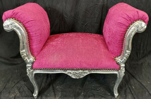 Casa Padrino Barock Schemel Pink / Silber - Handgefertigter Antik Stil Hocker - Barockstil Hocker - Wohnzimmer Mbel im Barockstil - Barockstil Mbel - Barock Mbel - Barock Einrichtung