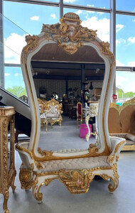 Casa Padrino Barock Spiegel mit Sitzbank Wei� / Grau / Mehrfarbig / Gold - Prunkvolle Barock Spiegelkonsole - Garderoben M�bel Barockstil - Barock M�bel - Edel & Prunkvoll