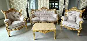 Casa Padrino Barock Wohnzimmer Set Grau Muster / Gold - 1 Barock Sofa & 2 Barock Sessel - Wohnzimmer Mbel im Barockstil - Barock Mbel - Barock Wohnzimmer Einrichtung