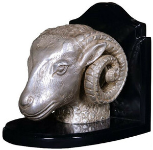 Casa Padrino Luxus Buchst�tzen Set Widderk�pfe Silber / Schwarz 21 x 19 x H. 18 cm - Schreibtisch Deko - Wohnzimmer Deko - Deko Accessoires