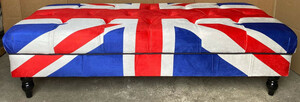 Casa Padrino Chesterfield Sitzbank mit England UK Flagge 160 x 65 x H. 43 cm - Chesterfield Wohnzimmer Bank - Chesterfield Wohnzimmer Mbel