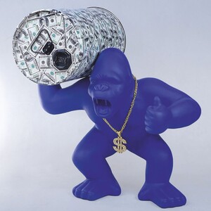 Casa Padrino Deko Skulptur Gorilla mit Fass Blau H. 110 cm - Gro�e Deko Figur