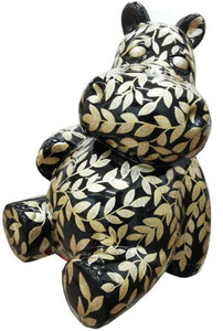 Casa Padrino Designer Deko Skulptur Sitzendes Nilpferd mit Glitzer Look Schwarz / Gold H. 100 cm - Wetterbestndige Dekofigur - Wohnzimmer Deko - Garten Deko - Terrassen Deko