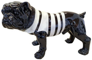 Casa Padrino Luxus Dekofigur Hund Bulldogge Schwarz / Wei� 59 x H. 40 cm - Wetterbest�ndige Deko Skulptur - Wohnzimmer Deko Figur - Garten Deko Figur - Luxus Deko Tierfigur