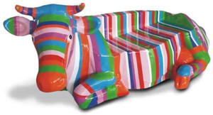 Casa Padrino Designer Sitzbank Kuh mit Streifen Bunt 208 x 90 x H. 109 cm - Wetterbest�ndige Kuh Skulptur Gartenbank - Garten & Terrassen Deko Accessoires