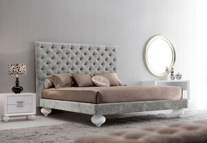 Casa Padrino Art Deco Chesterfield Doppelbett 201 x 220,6 x H. 150,2 cm - Verschiedene Farben - Massivholz Bett mit Kopfteil und edlem Velourstoff - Art Deco Schlafzimmer M�bel