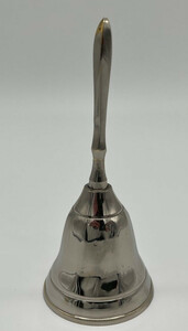 Casa Padrino Handglocke Messing vernickelt  4.5 x H. 11 cm - Tischglocke - Service Glocke - Gastronomie Glocke - Hotel Glocke - Hotel & Gastronomie Deko Accessoires