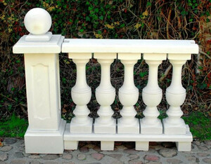 Casa Padrino Jugendstil Balustrade mit S�ule und dekorativer Kugel Wei� 133 x 33 x H. 110 cm - Massives Stein Gel�nder aus feinstem Beton - Garten & Terrassen Deko Accessoires