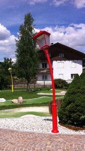 Casa Padrino Jugendstil Gartenlaterne Rot H. 353,5 cm - Au�enbeleuchtung