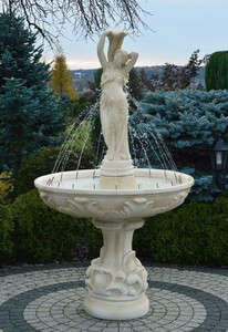 Casa Padrino Barock Springbrunnen Sandfarben  110 x H. 180 cm - Prunkvoller Gartenbrunnen im Barockstil - Runder Gartendeko Stein Brunnen - Barock Garten Deko Accessoires