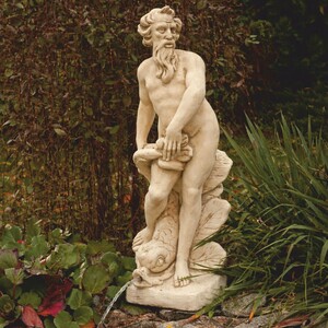 Casa Padrino Jugendstil Wasserspeier Skulptur Neptun mit Fisch Beige H. 132 cm