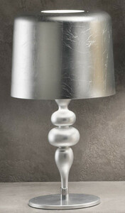 Casa Padrino Luxus Art Deco Tischleuchte Silber  50 x H. 180 cm - Runde Art Deco Schreibtischleuchte mit Aluminium Lampenschirm - Luxus Tischleuchten - Luxus Qualit�t - Made in Italy