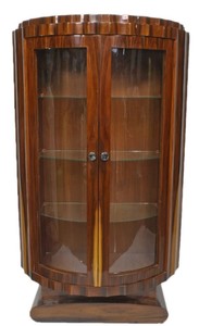 Casa Padrino Art Deco Vitrine Braun 100 x 45 x H. 165 cm - Halbrunder Mahagoni Vitrinenschrank mit 2 Glast�ren - Art Deco Wohnzimmer M�bel