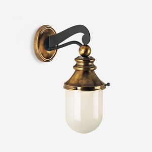 Casa Padrino Luxus Au�en Laterne Messing Poliert  15 x H. 31 cm - Handgefertigte Laterne aus Schmiedeeisen - Luxus Kollektion - Edel & Prunkvoll