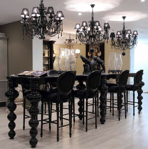 Casa Padrino Luxus Barock Bar M�bel Set Schwarz - 1 Bartisch & 8 Barst�hle - Edle Bar M�bel im Barockstil - Hotel M�bel - Luxus Qualit�t