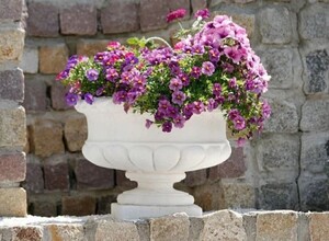 Casa Padrino Luxus Barock Blumentopf Wei�  40 x H. 31 cm - Made in Italy