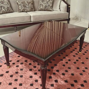 Casa Padrino Luxus Barock Couchtisch Rotbraun / Gold 110 cm - Barockstil Wohnzimmer M�bel