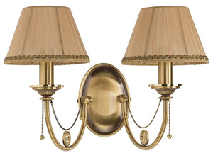 Casa Padrino Luxus Barock Doppel Wandleuchte Messing mit Patina / Beige / Gold 42 x 29 x H. 30 cm - Barockstil Messing Wandlampe mit Lampenschirmen - Barock Leuchten - Edel & Prunkvoll