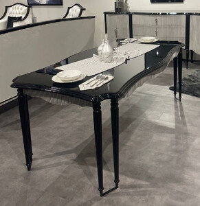 Casa Padrino Luxus Barock Esstisch mit 8 Tischbeinen Schwarz / Grau - Prunkvoller Barockstil K�chentisch - Luxus Esszimmer M�bel im Barockstil - Barock Esszimmer M�bel - Barock Einrichtung