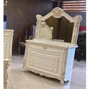 Casa Padrino Luxus Barock Kommode mit Spiegel Wei� / Gold - Barockstil M�bel