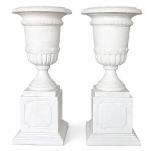 Casa Padrino Luxus Barock Marmor Blumentopf Set auf S�ulen Wei� H. 110 cm - Garten Deko