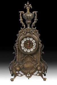 Casa Padrino Luxus Barock Tischuhr Antik Bronze H. 39 cm - Barock Deko Accessoires