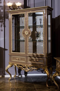 Casa Padrino Luxus Barock Vitrine Grau / Gold 125 x 43 x H. 193 cm - Edler Massivholz Vitrinenschrank mit 2 Glastren und 2 Schubladen - Barock Mbel