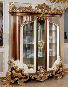 Casa Padrino Luxus Barock Vitrine Wei� / Braun / Gold - Prunkvoller Massivholz Vitrinenschrank mit 2 Glast�ren - Handgefertigte Barock M�bel - Edel & Prunkvoll