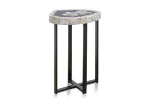 Casa Padrino Luxus Beistelltisch Braun 56 x 43 x H. 60 cm - Beistelltisch mit Tischplatte aus versteinertem Holz und schwarzem Eisenfu� - Luxus M�bel