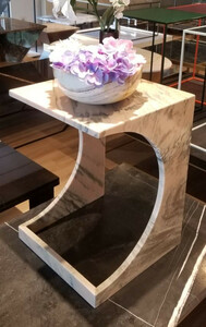 Casa Padrino Luxus Marmor Beistelltisch Wei / Grau 40 x 40 x H. 55 cm - Marmor Tisch - Marmor Blumentisch - Luxus Marmor Wohnzimmer Mbel