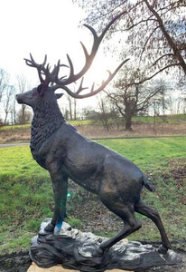 Casa Padrino Luxus Bronze Deko Skulptur Hirsch 196 x 130 x H. 269 cm - Riesiege Bronze Skulptur - Lebensgro�e Tierfigur - XXL Bronze Hirsch Figur - XXL Garten Skulptur - Luxus Garten Deko