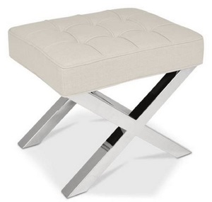 Casa Padrino Luxus Chesterfield Samt Hocker Beige / Silber 60 x 50 x H. 47 cm - Wohnzimmerm�bel - Luxus Kollektion