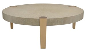 Casa Padrino Luxus Couchtisch Hellbraun / Messingfarben  121 x H. 38,5 cm - Runder Wohnzimmertisch mit Metallbeinen - Wohnzimmermbel