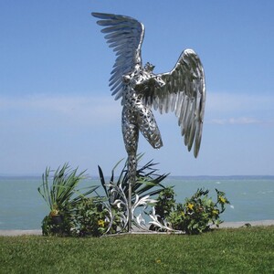 Casa Padrino Luxus Deko Skulptur Engel Silber H. 230 cm - Riesige Garten Figur