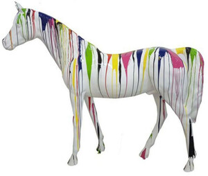 Casa Padrino Luxus Deko Skulptur Pferd Wei� / Bunt 220 x H. 190 cm - Riesige Gartenskulptur - Lebensgro�e Skulptur - XXL Deko Skulptur - XXL Deko Figur - XXL Tierfigur - Luxus Deko Tierfigur