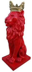 Casa Padrino Luxus Dekofigur Lwe mit Krone Rot / Gold H. 80 cm - Wetterbestndige Deko Skulptur - Wohnzimmer Deko - Garten & Terrassen Deko Tierfigur