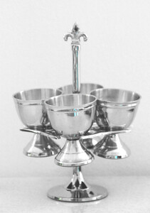 Casa Padrino Luxus Eierbecher Set mit St�nder Streuer Messing vernickelt Antik Stil