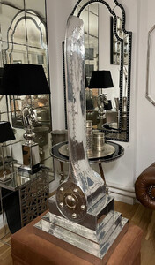 Casa Padrino Luxus Aluminium Deko Flugzeug Fl�gel Silber 43 x 33 x H. 114 cm - Wohnzimmer Deko - Aluminium Deko Accessoires