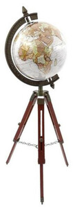 Casa Padrino Deko Globus Mehrfarbig / Braun / Antik Messing H. 78 cm - Hhenverstellbarer Globus mit Dreibein Stativ - Bro Deko - Wohnzimmer Deko - Deko Accessoires