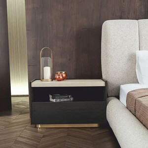 Casa Padrino Luxus Nachttisch Dunkelbraun / Creme / Messing - Schlafzimmer & Hotel M�bel