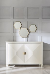 Casa Padrino Luxus Neoklassik Kommode Wei� / Gold 140 x H100 cm - Sideboard Art Deco M�bel 