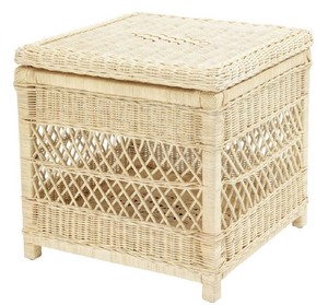 Casa Padrino Luxus Rattan Beistelltisch mit Deckel Naturfarben 50 x 50 x H. 49,5 cm - Luxus Wohnzimmer M�bel