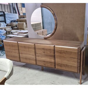 Casa Padrino Luxus Sideboard mit 4 T�ren und Spiegel Braun 220 cm - Luxus M�bel
