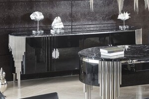 Casa Padrino Luxus Sideboard mit 4 T�ren und Kunstmarmor Platte Schwarz / Silber 251,2 cm - Luxus M�bel